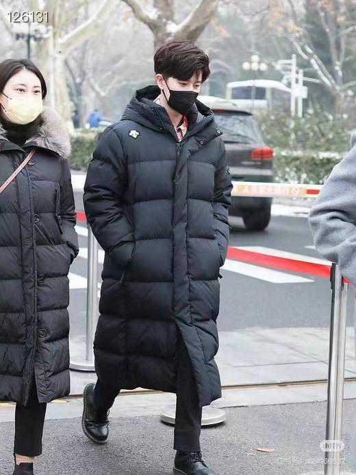 D123027男女士情侣款派克服大衣中长款保暖轻便鹅绒服 商品图9