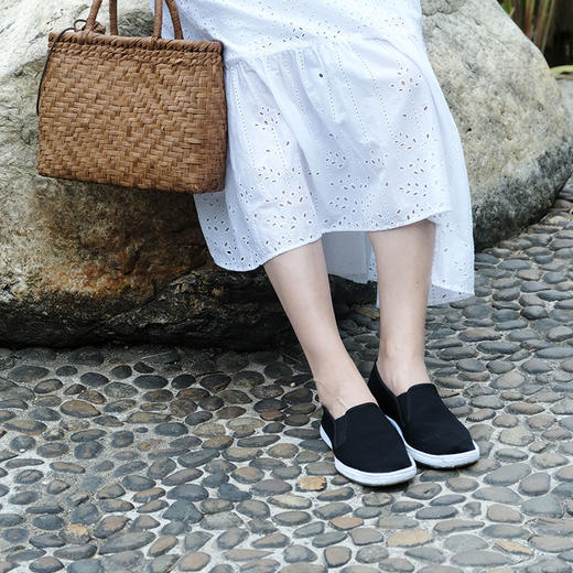 九子地气老布鞋 商品图0