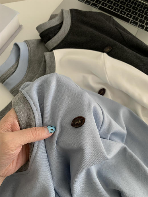 丁摩 拼色圆领长袖抓绒T恤女冬季钉扣仿羊绒加厚打底衫5ZF-3357 商品图4