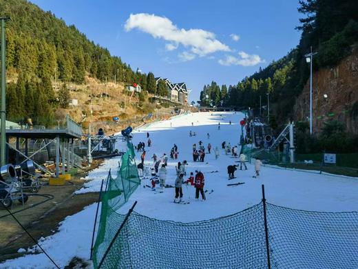 「春节🧨」滑雪+围炉煮茶丨现代首旅南苑伯温故里酒店×2天1晚套餐丨温州文成 商品图2
