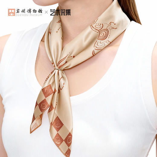苏州博物馆 青铜马真丝小方巾 商品图1