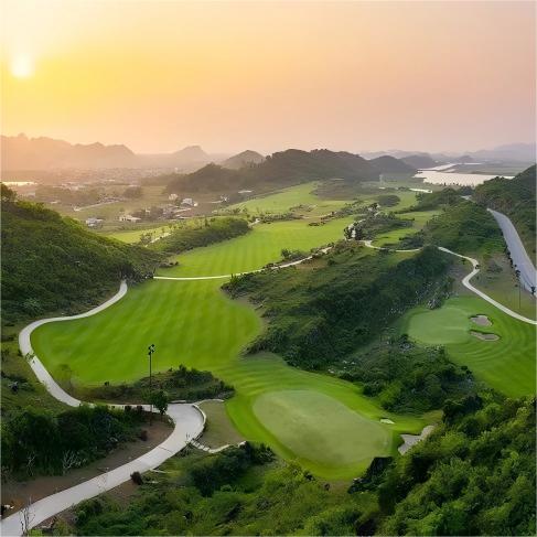 越南宁平·皇家高尔夫俱乐部  Royal Golf Club  | 宁平高尔夫球场 | 越南高尔夫球场俱乐部 商品图0