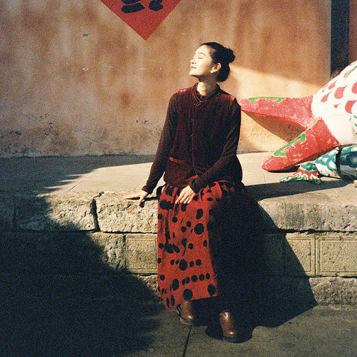 绽放007朵/新中式真丝丝绒绗棉马甲女松弛感百搭气质文艺马夹新款 商品图1