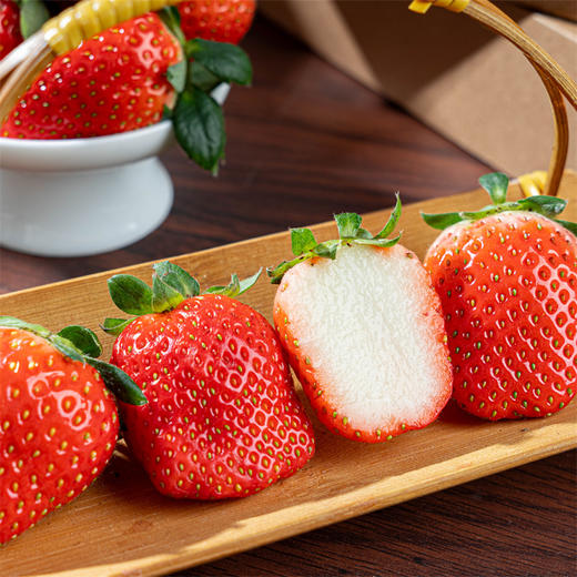 优选丨山东青岛正宗香野草莓    核心产区清甜娇嫩风味十足 商品图4