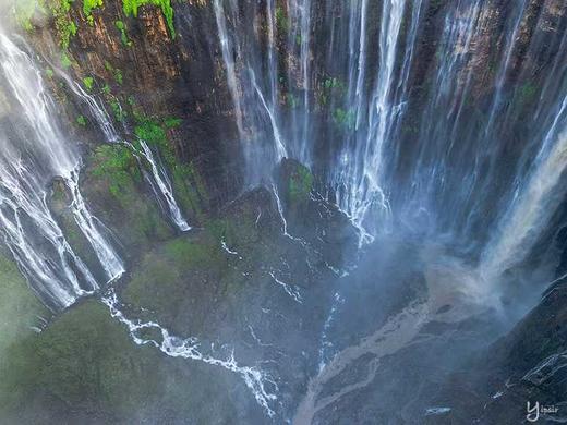 印尼科莫多岛山海秘境、泗水赛武瀑布&布罗莫火山8天休闲摄影团 商品图2