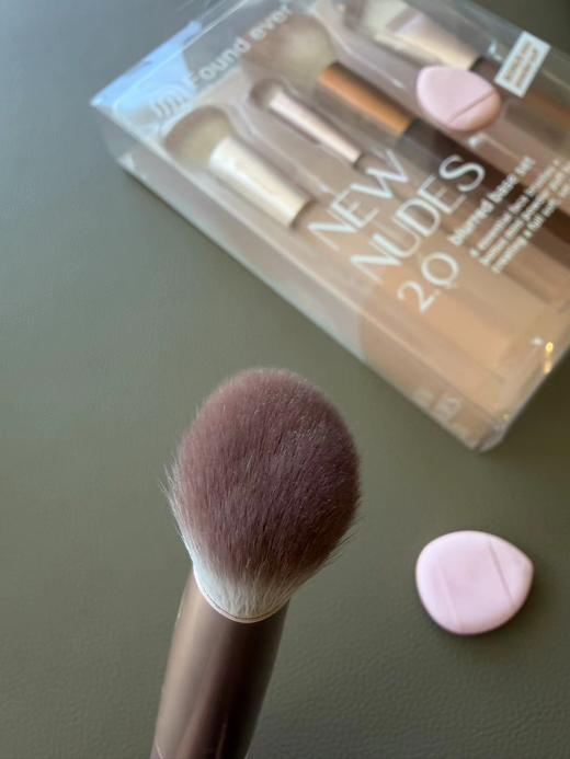 D123021化妆新手小白B备！一套搞定妆容4支装化妆刷 商品图11