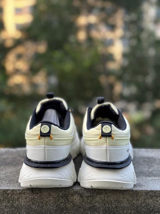 点此购买 迪桑特SKI STYLE系列防滑耐磨低帮生活休闲鞋 98 338713 商品图9