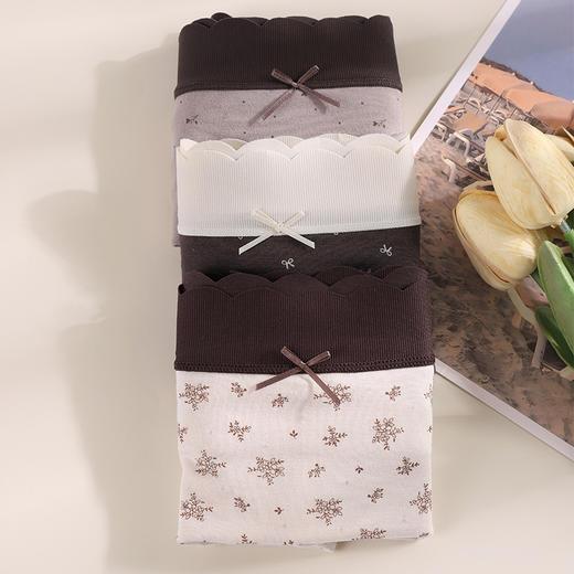 美奈川三条盒装女内裤(深咖+浅咖+粉底液)DK07357 商品图1