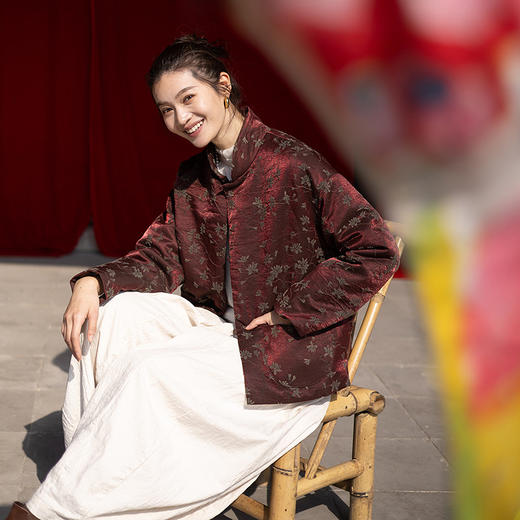 绽放059朵/过年bi备提花红暖棉服·红棕色短款长袖棉衣女冬厚外套 商品图1