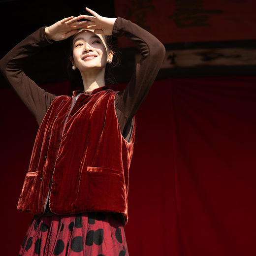 绽放007朵/新中式真丝丝绒绗棉马甲女松弛感百搭气质文艺马夹新款 商品图0