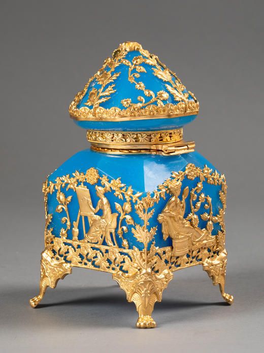 独角鹿西洋古董19世纪法国出品古典女神与花叶主题铜鎏金精雕装饰蓝色欧泊水晶墨水瓶 商品图3