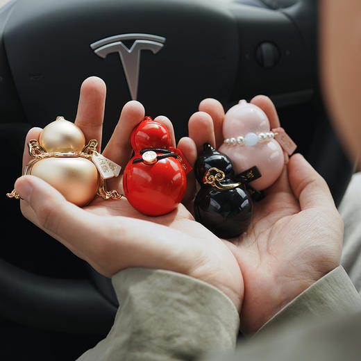 呈白 小福宝葫芦车载香薰礼盒 商品图6