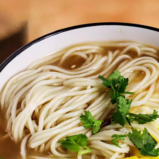 【会员专享·特价】正大速冻板面 2块/袋(250g/块) 商品图0