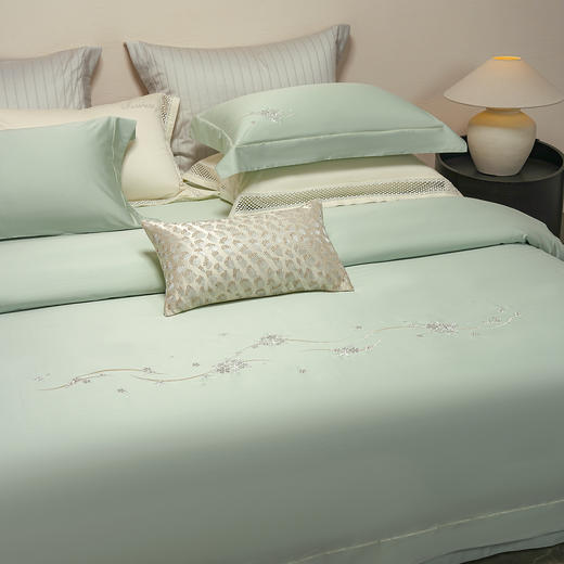 鎏金澳棉四件套 春樱漱雪（奶白绿） 商品图3