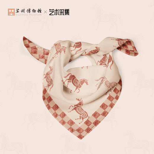 苏州博物馆 青铜马真丝小方巾 商品图3