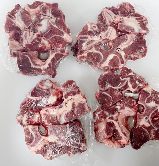 原切黑安格斯牛蝎子 高钙高蛋白 骨髓丰富 谷饲原切 牛脖骨 奶香浓郁 肉香十足 火锅 红烧 酱牛蝎子上品 澳洲正关进口 1公斤包邮装 顺丰冷链直达 |百里食牛 1231 商品图2