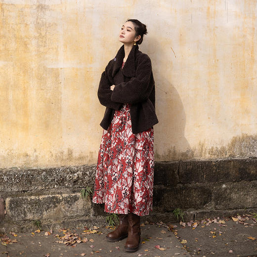绽放025朵/纯羊毛设计感半高领短款羊羔毛外套女宽松一手长厚外套 商品图2