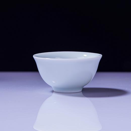 景德镇簿胎影青品茗杯 约20毫升 手工拉胚 每个大小会有轻微差异 商品图0