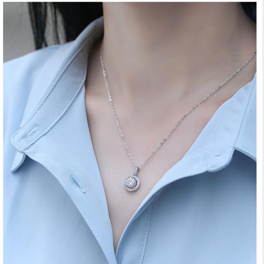 【精美饰品丨玖钻 莫桑石项链手链戒指耳钉系列】甄选高品质莫桑石，款式精致美丽，典雅大方，质感十足，适合多种场合佩戴，多种款式可选，礼盒包装，送人自用都合适 商品图6