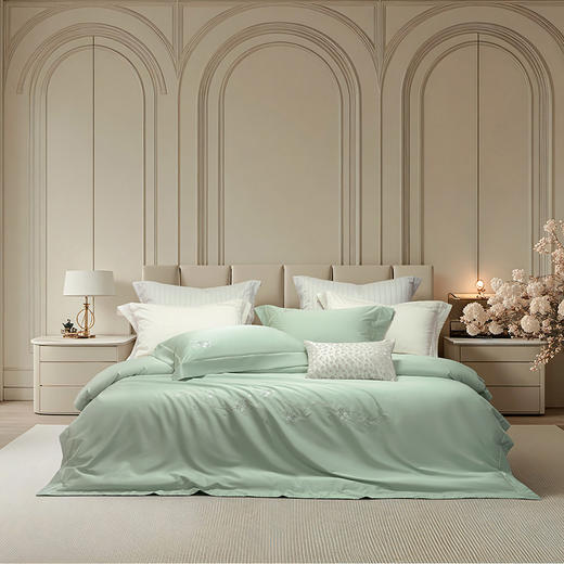 鎏金澳棉四件套 春樱漱雪（奶白绿） 商品图0