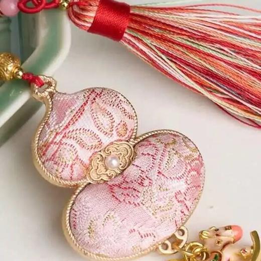 创饰社· 宋锦葫芦马年挂件 ，宋锦马年挂饰/项链，你的生活搭子 商品图2