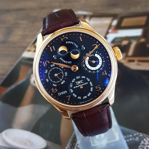 【95新】IWC 万国IW502103自动机械机芯日期、星期、月份、月相、年份显示；动力储备显示；万年历44MM（男款）葡萄牙系列18K玫瑰金 021225TJ39 商品图3