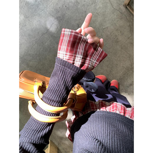 <曾小咸推荐>现货秒杀 ！微信超特价！韩系假两件格子t恤 日常149.99 立减80 秒杀69.99！！ 商品图4