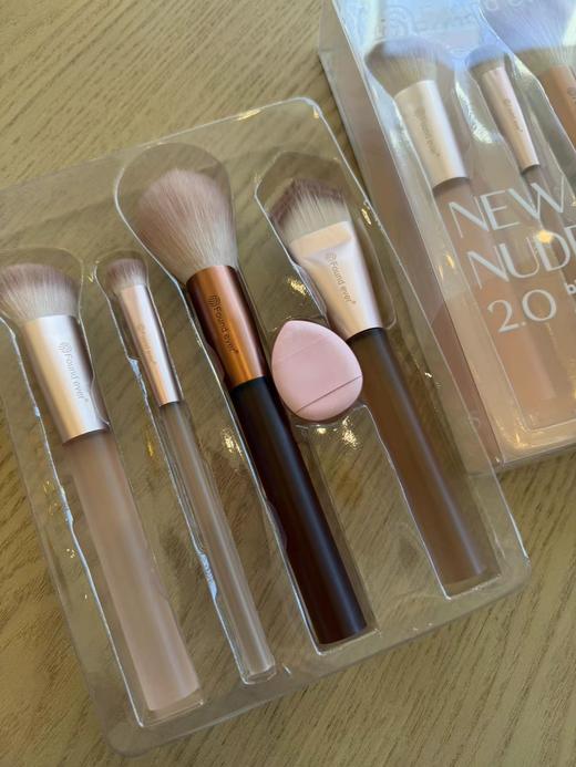 D123021化妆新手小白B备！一套搞定妆容4支装化妆刷 商品图5