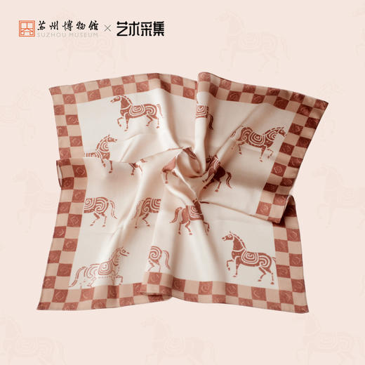 苏州博物馆 青铜马真丝小方巾 商品图4