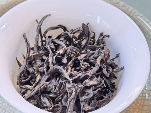 2025 春  雀舌 武夷正岩茶 虎啸岩 珍XI名枞 传统贵族品种  多种香感  100克起 商品图2