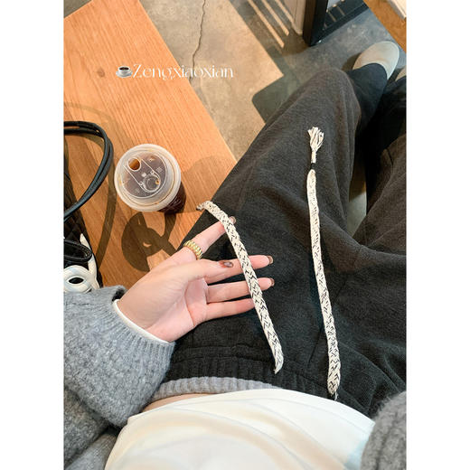 <曾小咸推荐>现货秒杀 ！微信超特价！韩系抽绳直筒休闲裤 日常189.99 立减100 秒杀89.99！！ 商品图4