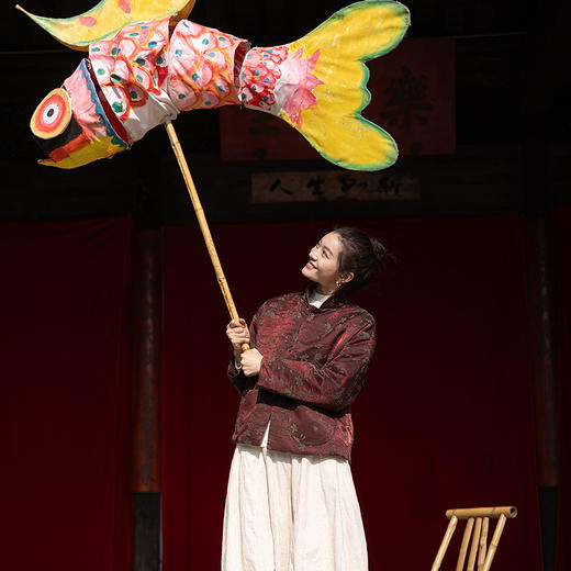 绽放059朵/过年bi备提花红暖棉服·红棕色短款长袖棉衣女冬厚外套 商品图2