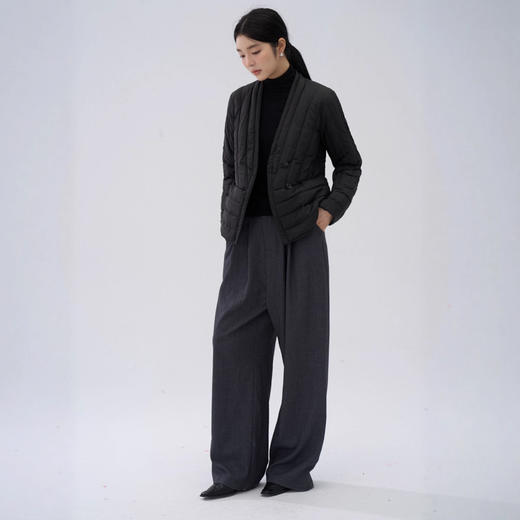 丁摩 高级感白鸭绒新款轻薄羽绒服女短款秋冬V领内胆显瘦洋气外套5ZF-8812 商品图1