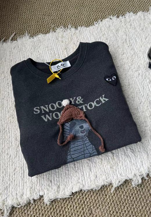 D123023简约休闲卡通立体装饰长袖上衣打底衫 商品图7