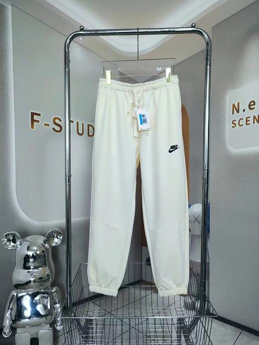 D123016男子新款精典三色冬季加绒运动长裤百搭休闲裤 商品图3