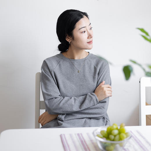 绽放047朵/纯棉花纱竹节肌理长袖T恤松弛感插肩袖简约内搭打底衫 商品图1