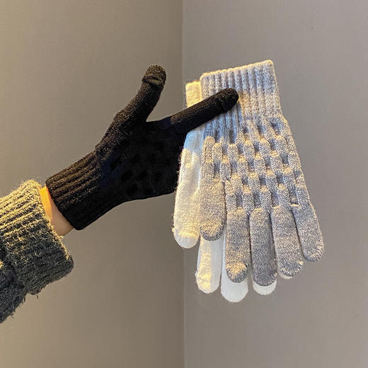 丁摩 韩国款安可拉红色毛线针织手套女士高弹冬季五指可触屏保暖手套  7972174 商品图1