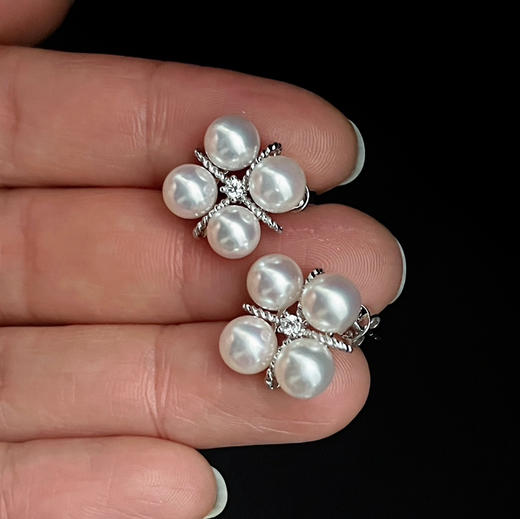 CHIC系列 18K镶钻石和AKOYA珍珠 耳钉 商品图1