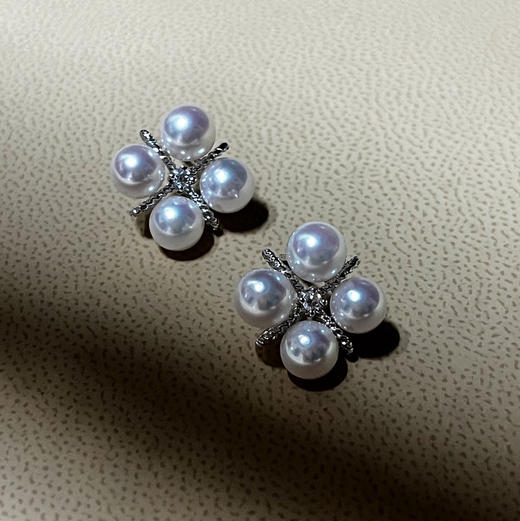 CHIC系列 18K镶钻石和AKOYA珍珠 耳钉 商品图0