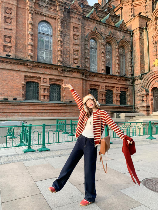 <曾小咸推荐>现货秒杀 ！微信超特价！韩系复古直筒加绒牛仔 日常209.99 立减110 秒杀99.99！！ 商品图6