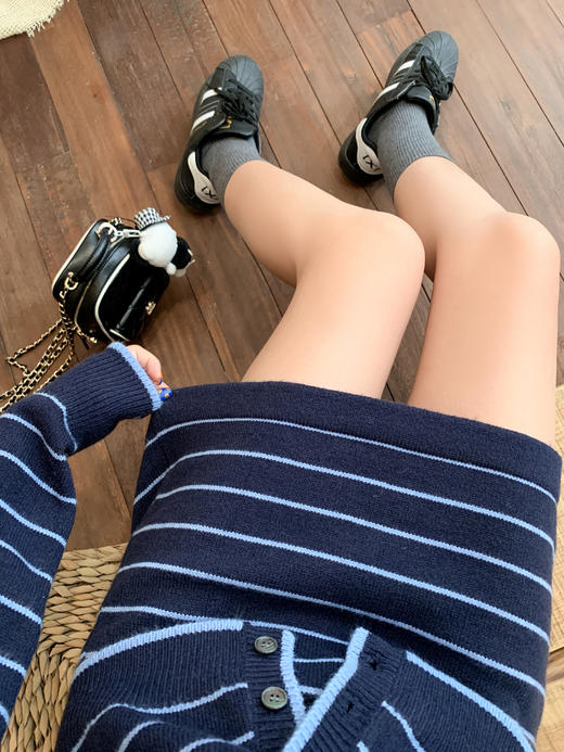 <曾小咸推荐>现货秒杀 ！微信超特价！v领条纹针织开衫 日常189.99 立减110 秒杀79.99！！ 条纹针织短裙 日常139.99 立减80 秒杀59.99！！ 商品图8