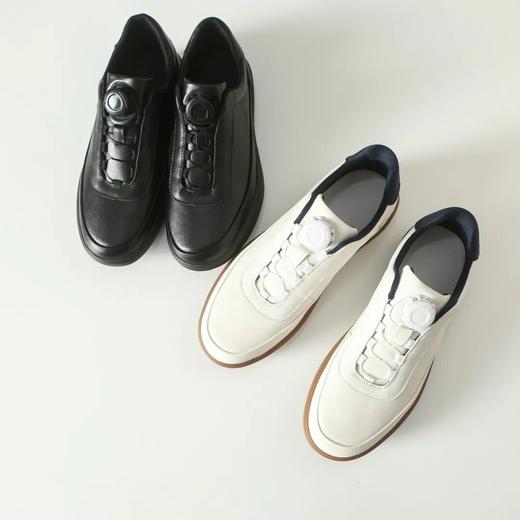 旋转纽扣头层牛皮防滑百搭复古德训运动休闲男鞋 商品图2