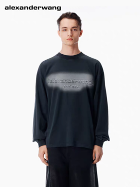 AW大王@lexander立体压花涂层反光水洗密织压纹情侣款圆领长袖