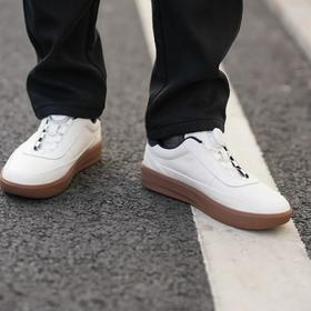 旋转纽扣头层牛皮防滑百搭复古德训运动休闲男鞋