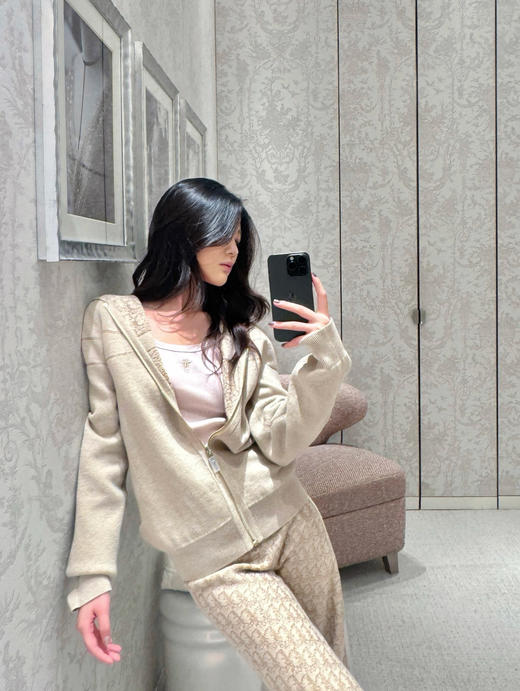 迪奥 新款  双面羊绒连帽外套(MM) 商品图4