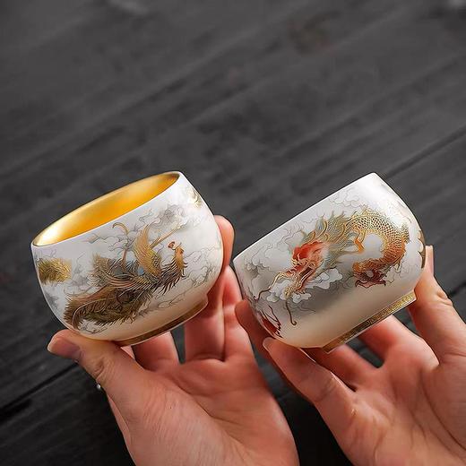 【龙凤对杯茶具礼盒】 朕的潮代·非遗传承 瓷胎鎏银技艺 胎质细腻 图案精美 馈赠佳品 收藏茗器 商品图0