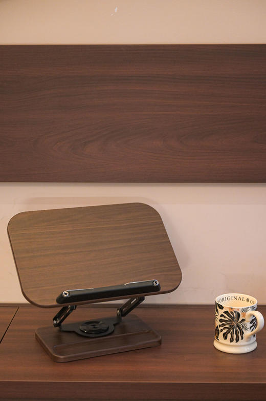 【爆款文创现货】多功能阅读架 阅读支架  书架 文创 新年礼物 广西师范大学出版社 商品图2