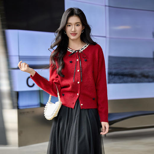 奢姿大码女装2025冬季胖妹妹时尚爱心刺绣针织衫气质显瘦休闲上衣9854669950 商品图1