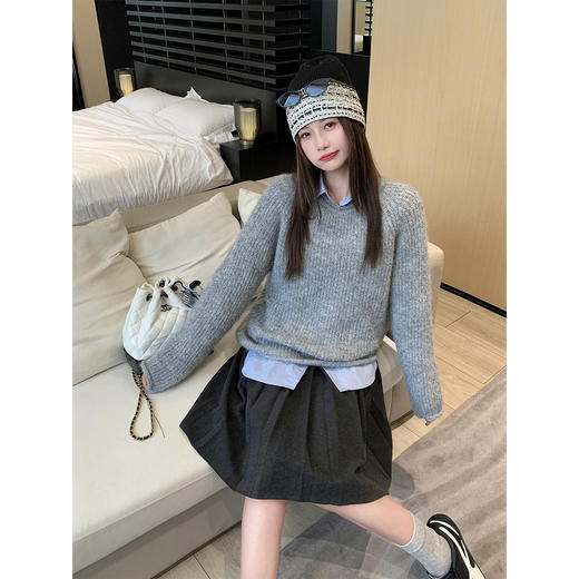<曾小咸推荐>现货秒杀 ！微信超特价！韩系2色圆领毛衣 日常169.99 立减80 秒杀89.99！！ 商品图1