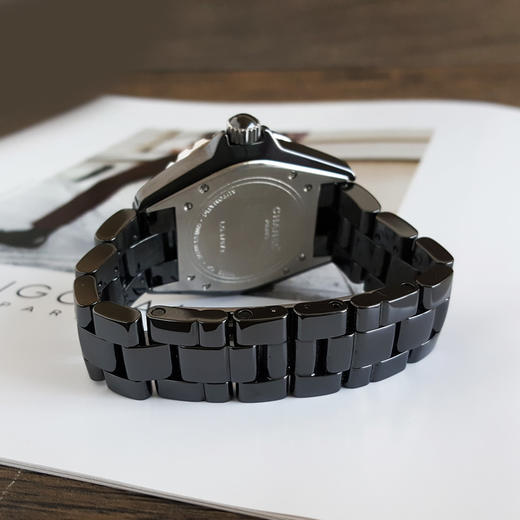 【95新】CHANEL 香奈儿H1626自动机械机芯日期显示38MM（中性款）J12系列陶瓷 241225NJS08 商品图6